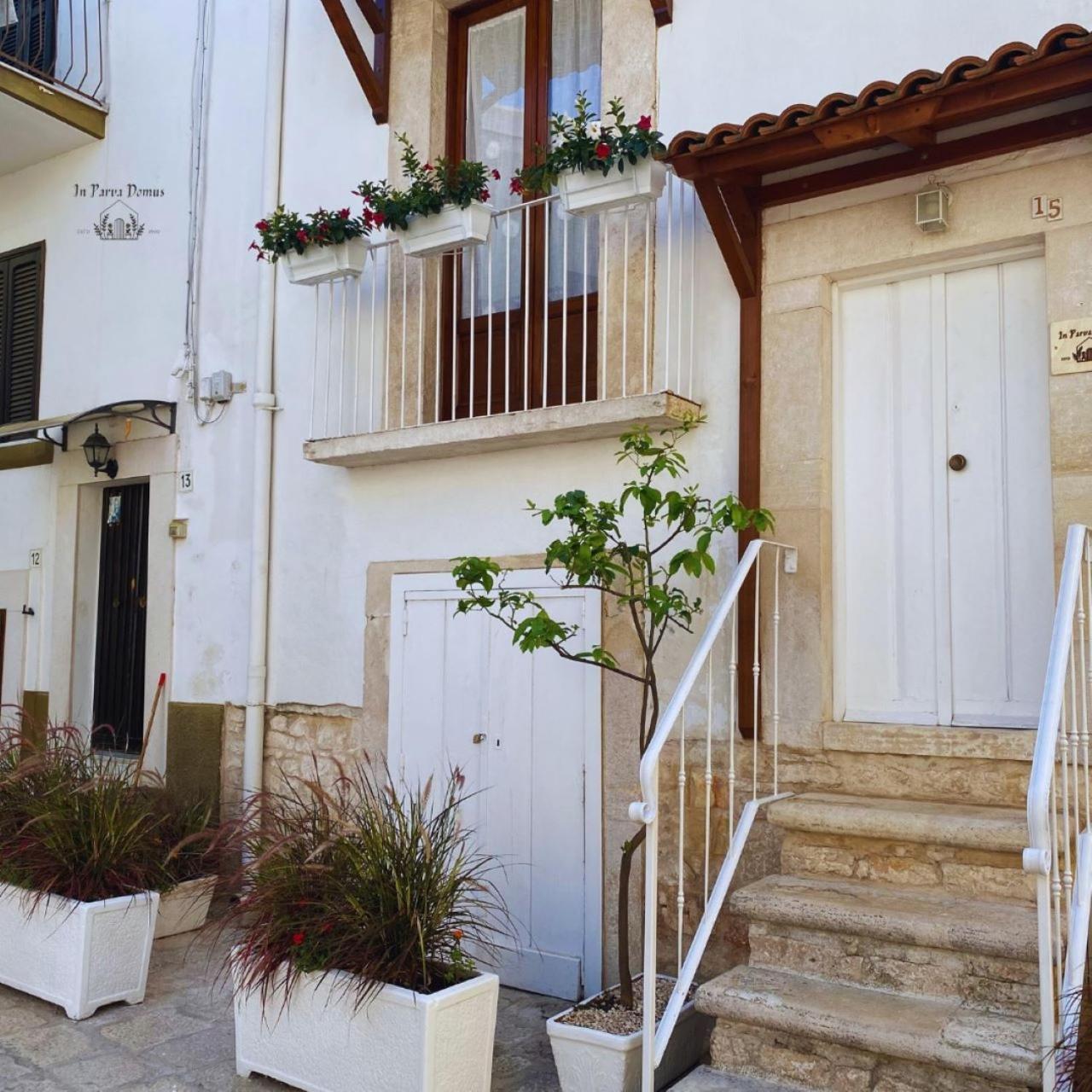 In Parva Domus Apartment Bitonto Exterior photo